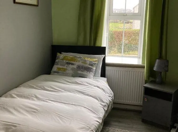 Kings * Donegal Town